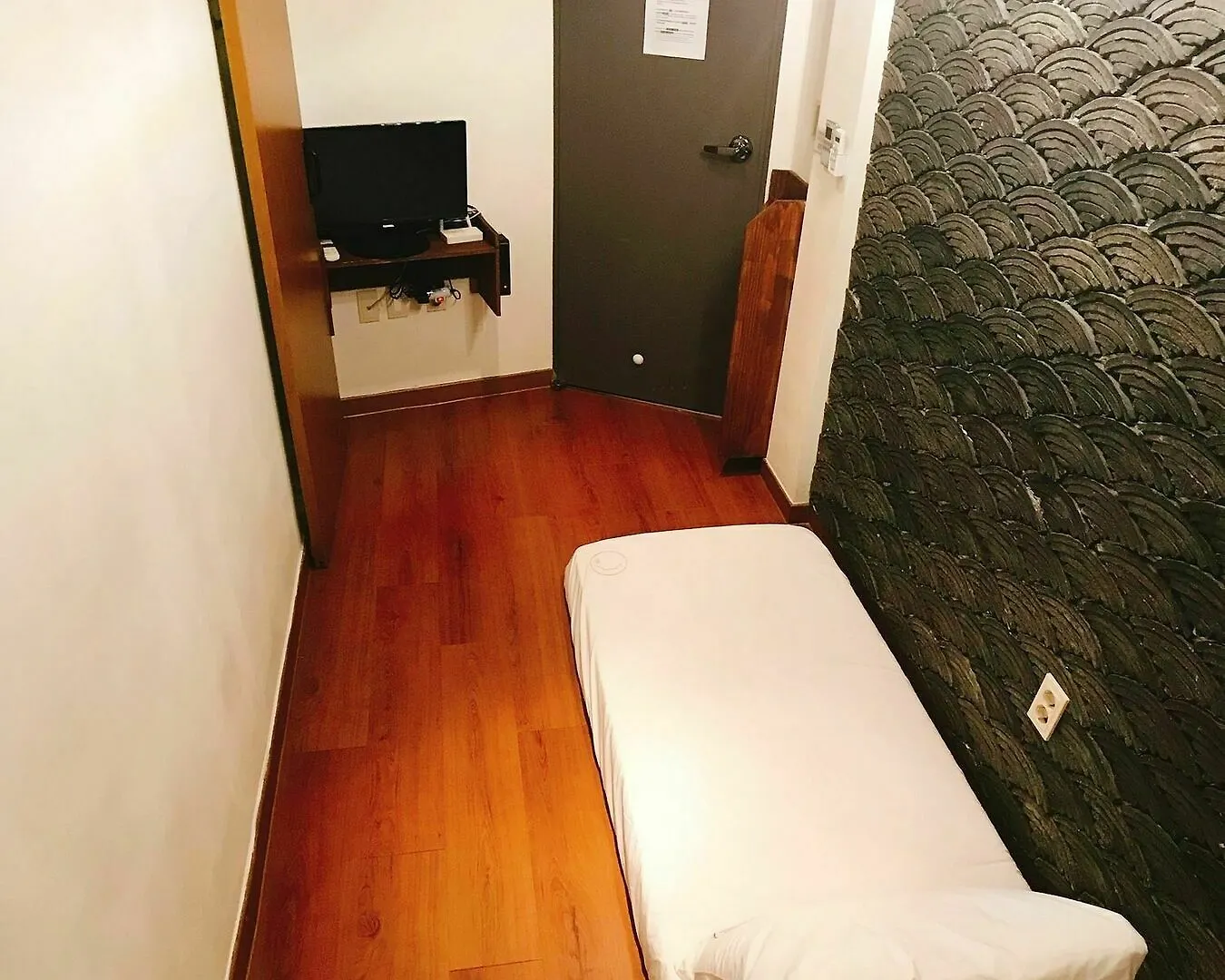 Hwon Guest House Seoul 2*,  South Korea